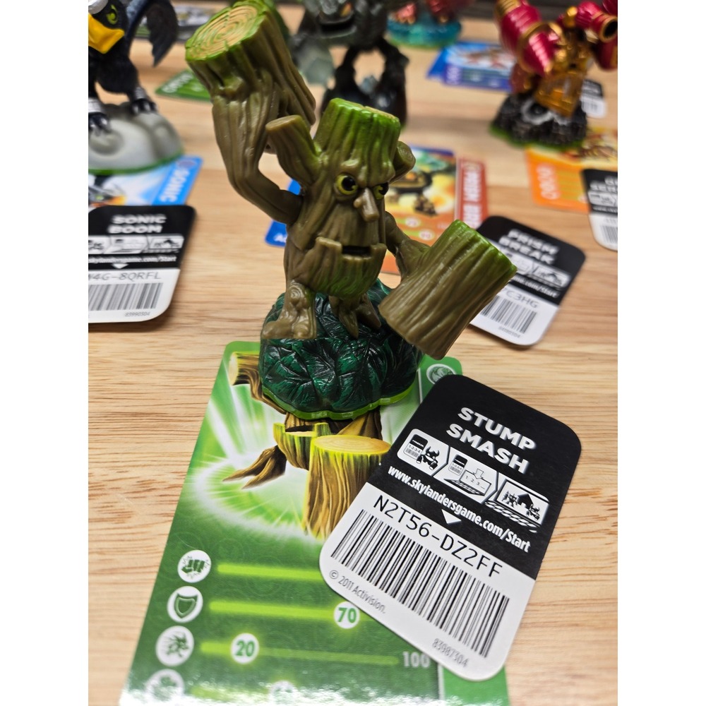 Skylanders Spyros Adventure Stump Smash Figure with Card Activision Life Element